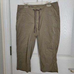 Columbia Women’s Anytime Outdoor™ Capris Size 4  Color Tusk